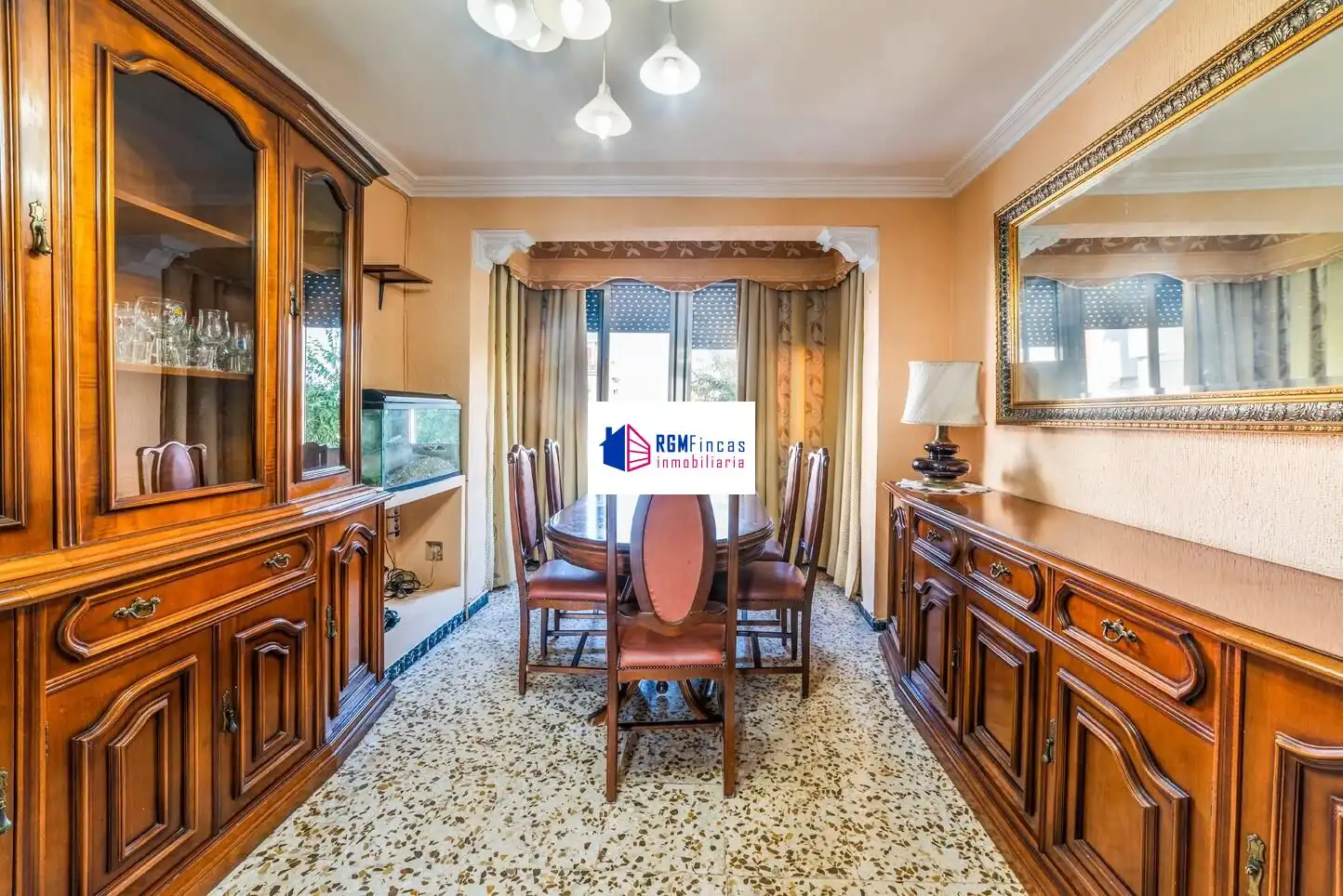 Comedor de Piso en venta en Sevilla con Aire acondicionado