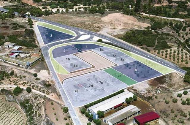 Terreno industrial en Venta en Carrer Tres Creus en Arnes