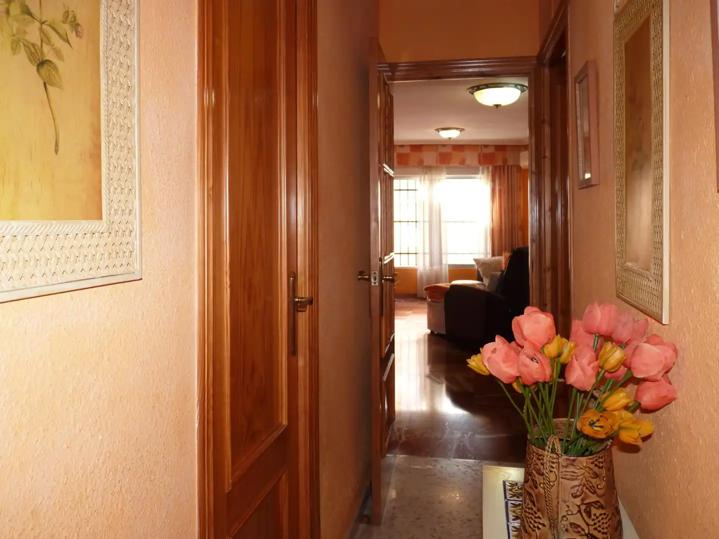 Flat for sale in Sevilla  with Air Conditioner and Storage room