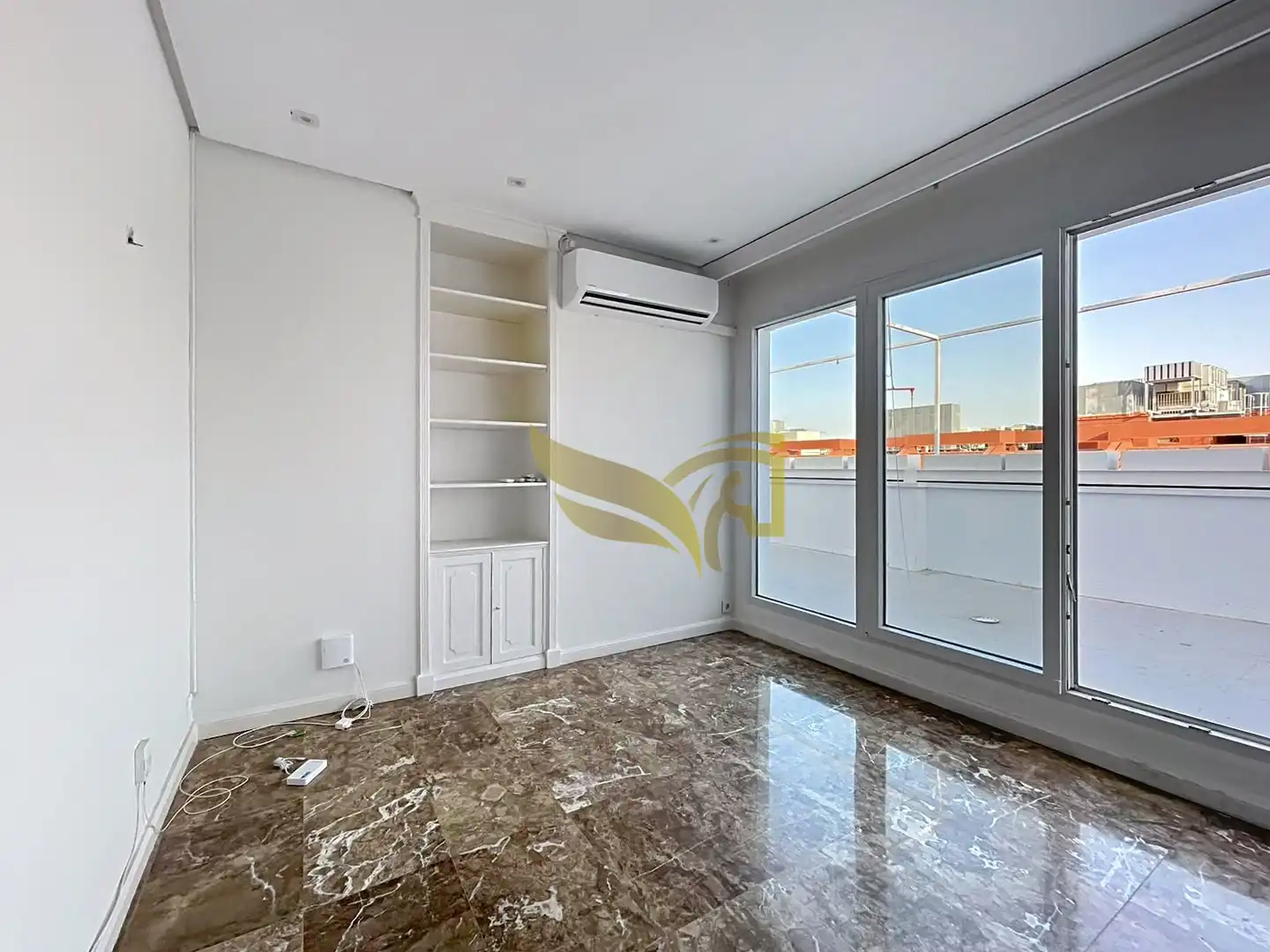 Sala de estar de Ático en venta en Sevilla con Aire acondicionado y Terraza