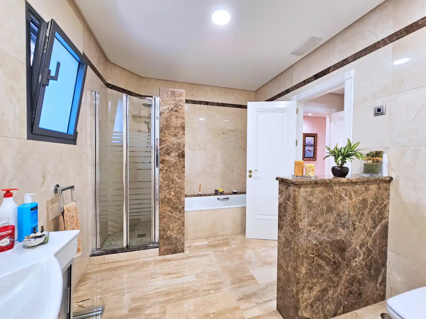 Baño de Casa o chalet en venta en Cartagena con Aire acondicionado, Calefacción y Jardín privado
