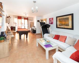 Living room of Planta baja for sale in Churriana de la Vega  with Air Conditioner and Terrace