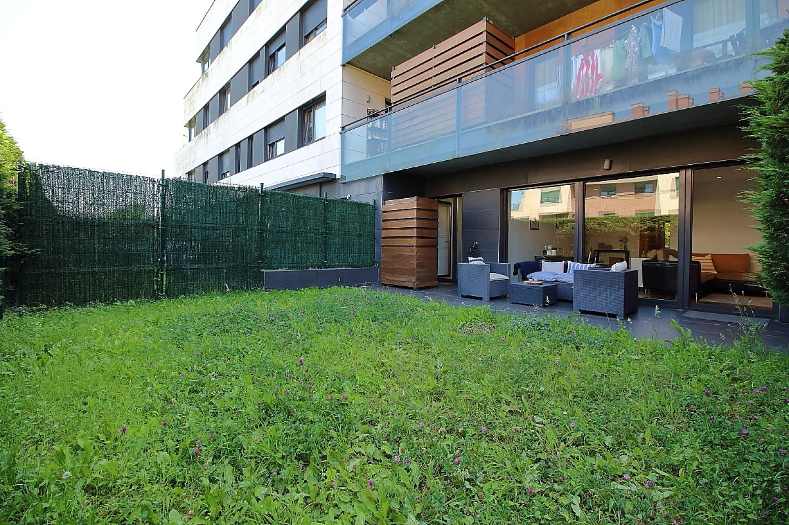 Terrassa de Pis en venda en Gijón  amb Calefacció, Jardí privat i Parquet