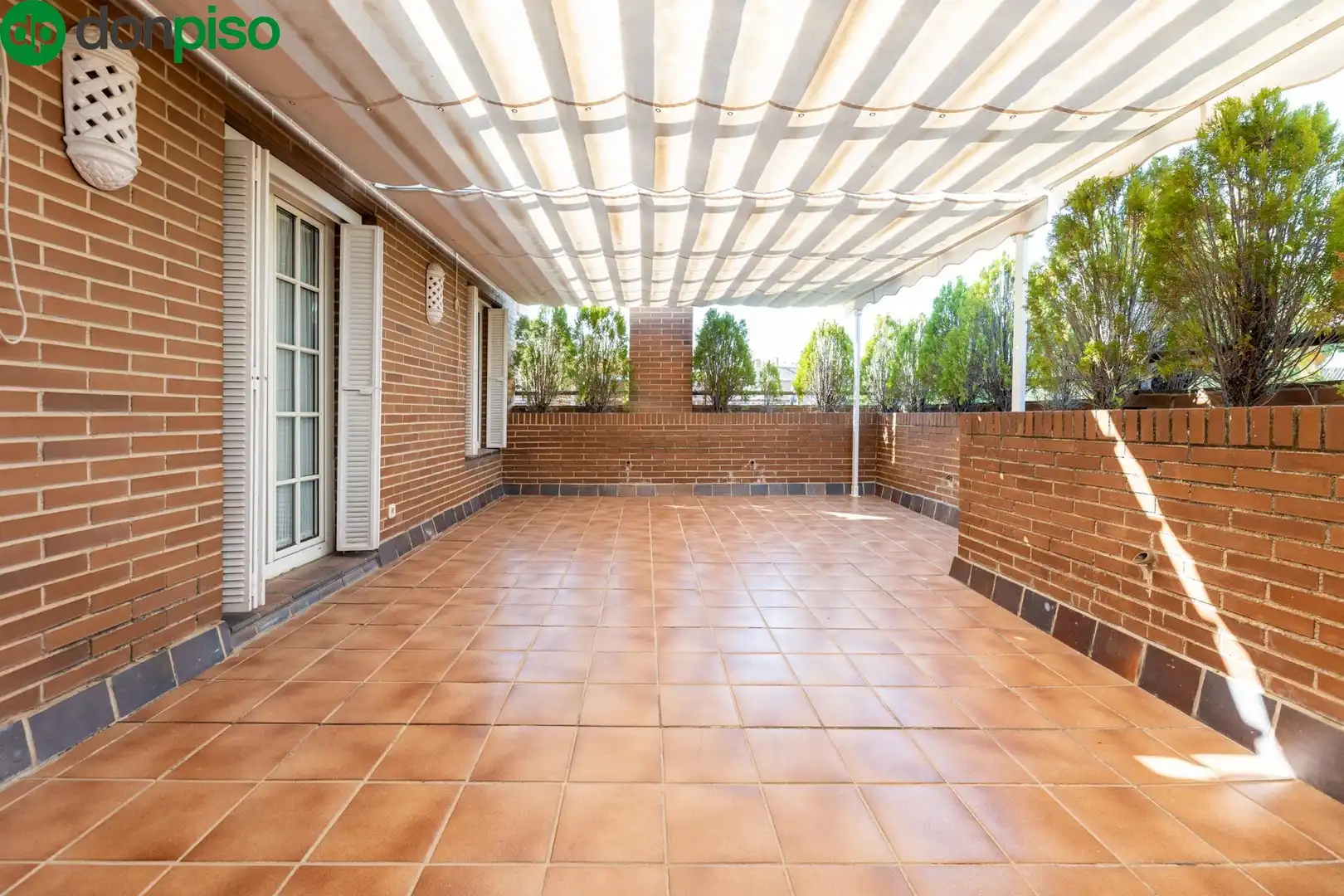 Terrace of Detached homes for sale in Granada  with Air Conditioner, Heating and Private garden