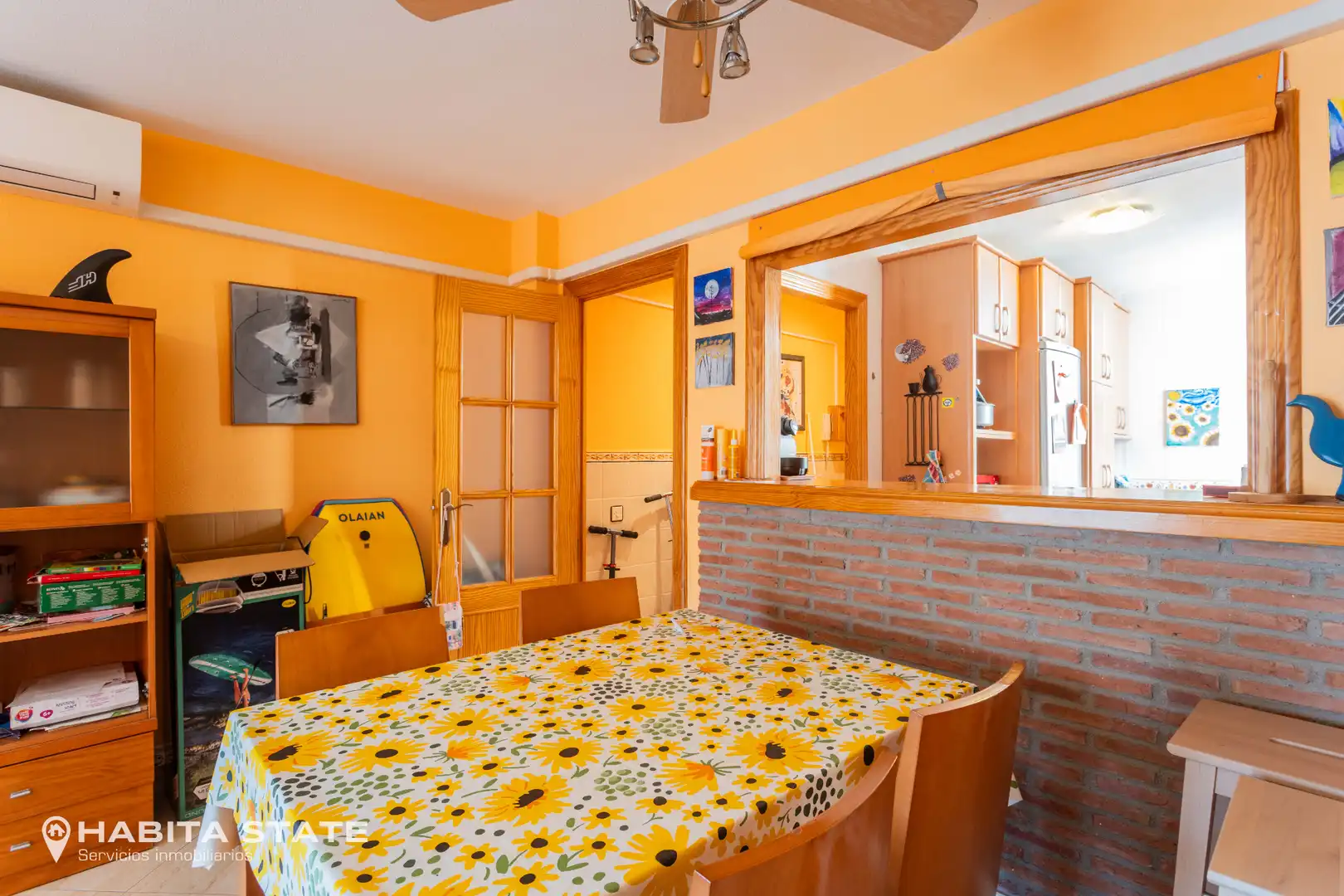 Cocina de Apartamento en venta en Almería con Aire acondicionado, Calefacción y Terraza