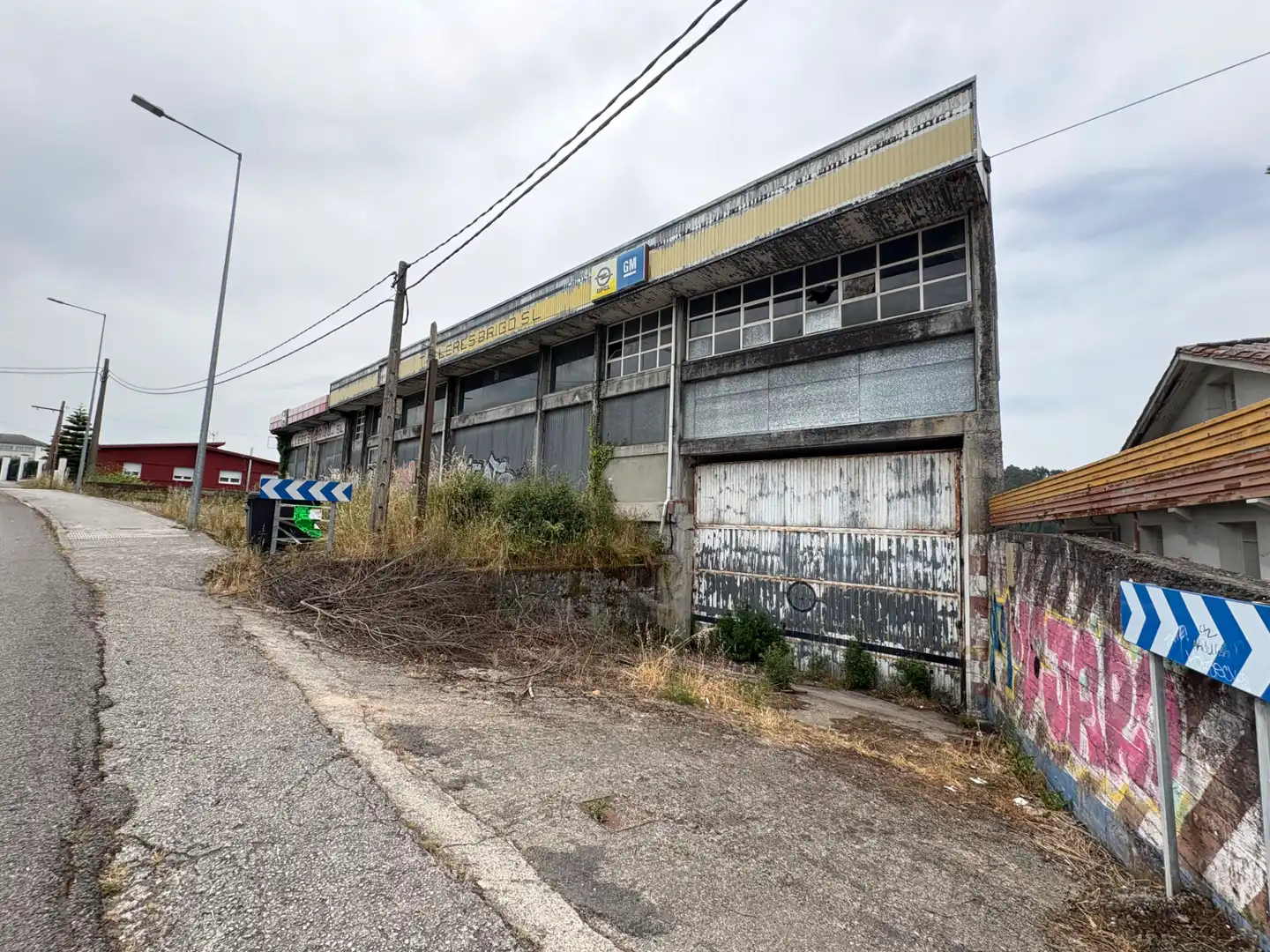 Exterior view of Industrial buildings for sale in Betanzos