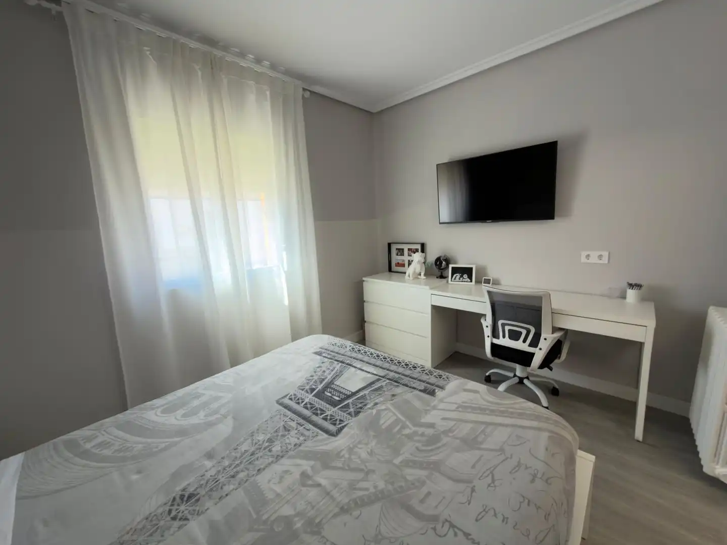 Bedroom of Houses for rent in Palencia  with Heating, Terrace and Storage room
