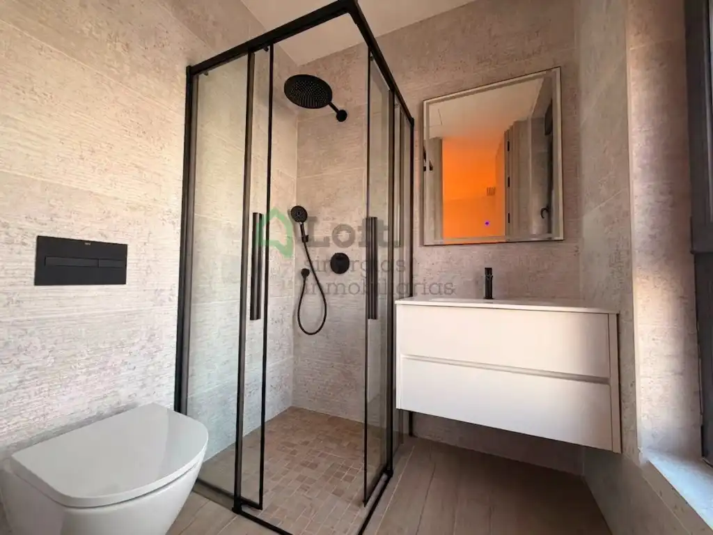 Bany de Casa o xalet en venda en Badajoz amb Terrassa, Piscina i Domòtica