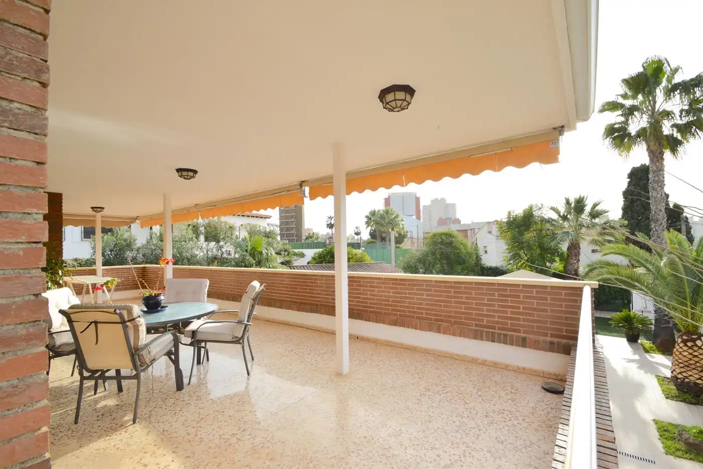 Terrassa de Casa o xalet en venda en Benidorm amb Aire condicionat, Calefacció i Terrassa