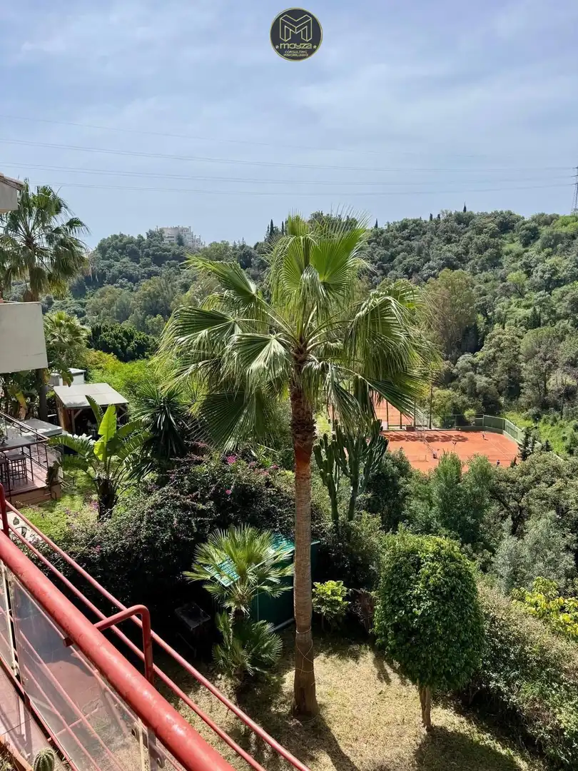 Garden of Houses for rent in Estepona  with Air Conditioner and Community pool