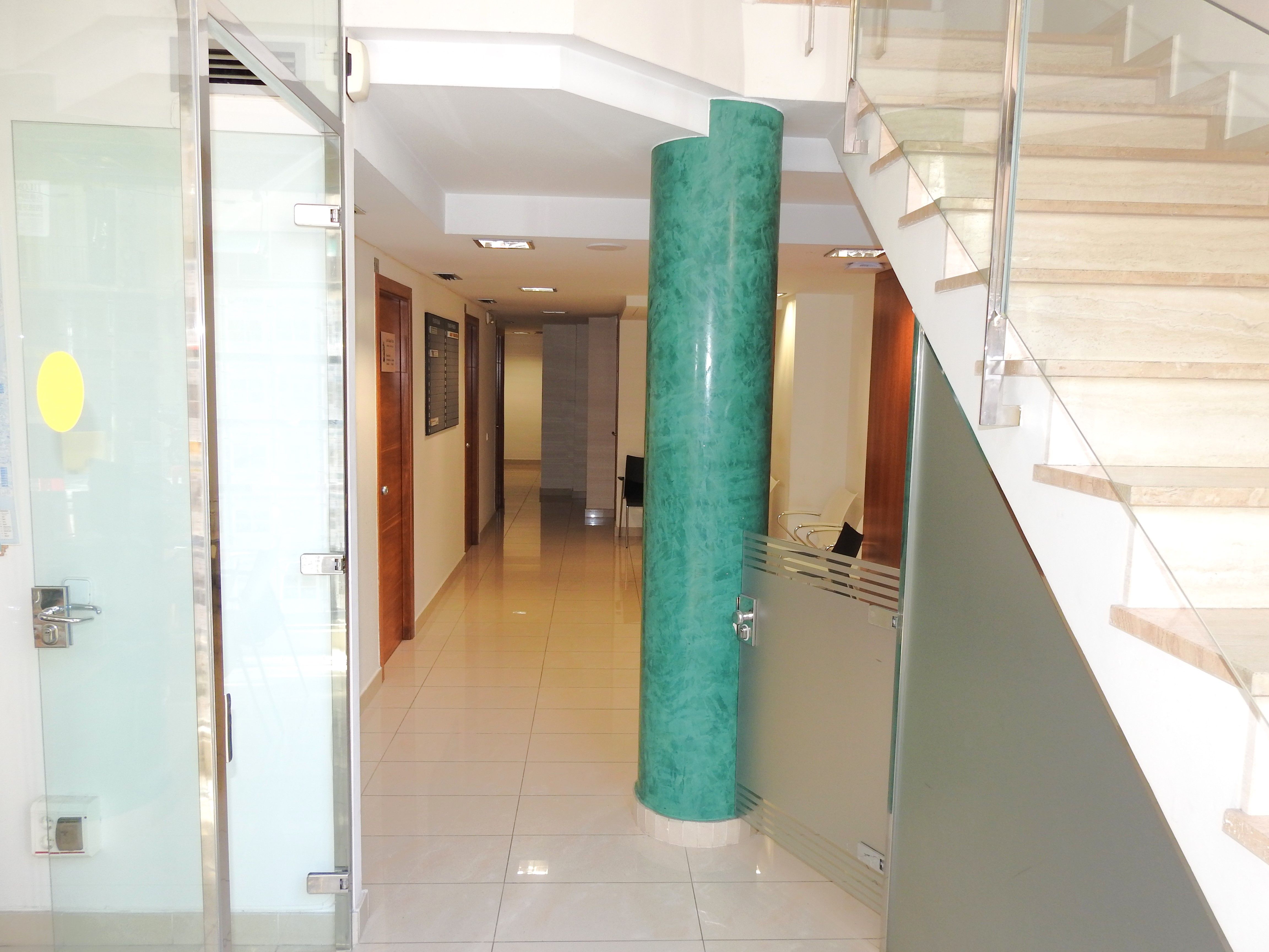 Office to rent in  Barcelona Capital  with Air Conditioner, Heating and Furnished
