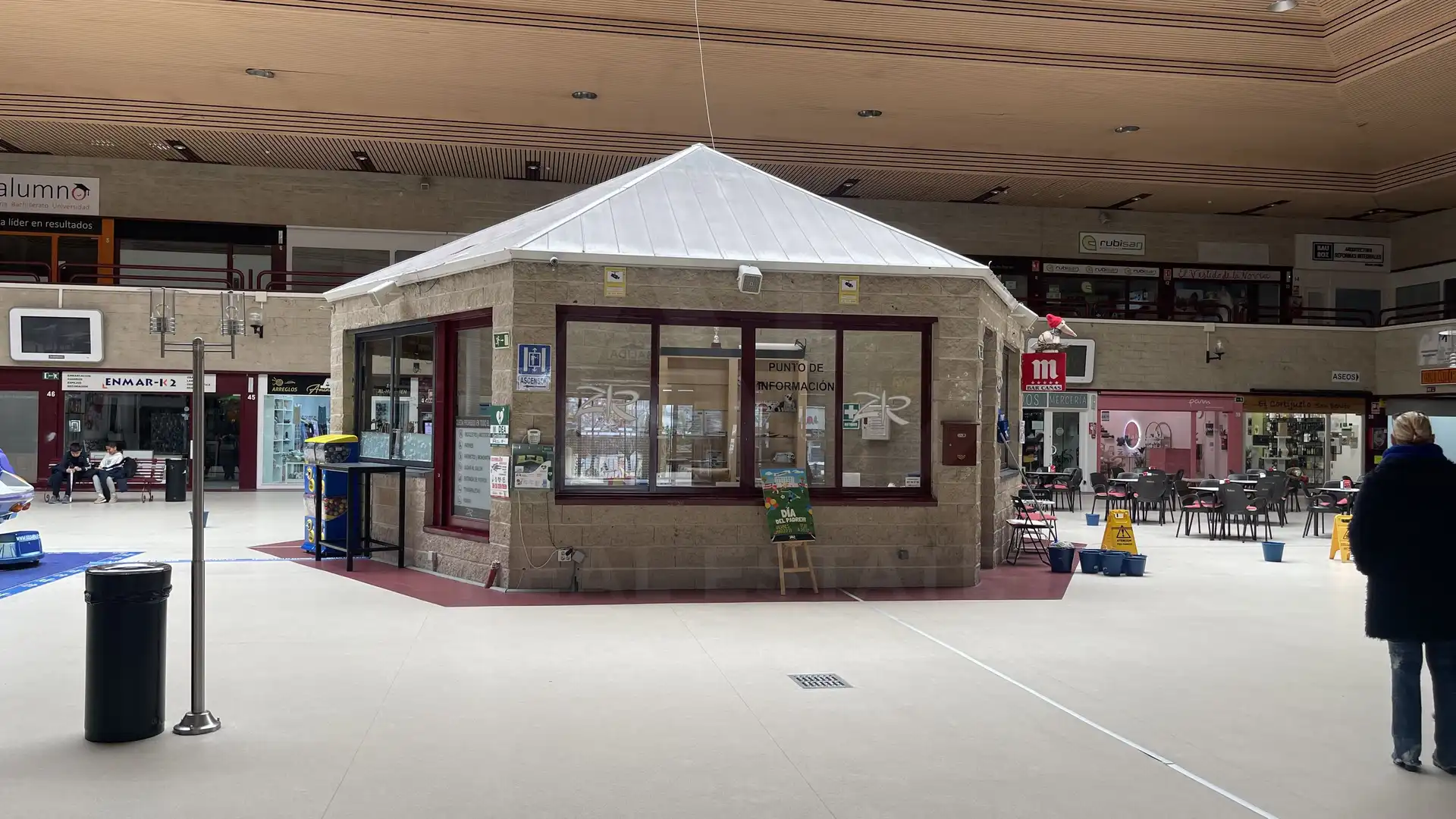 Local comercial en venta en Monte Rozas, imagen 2