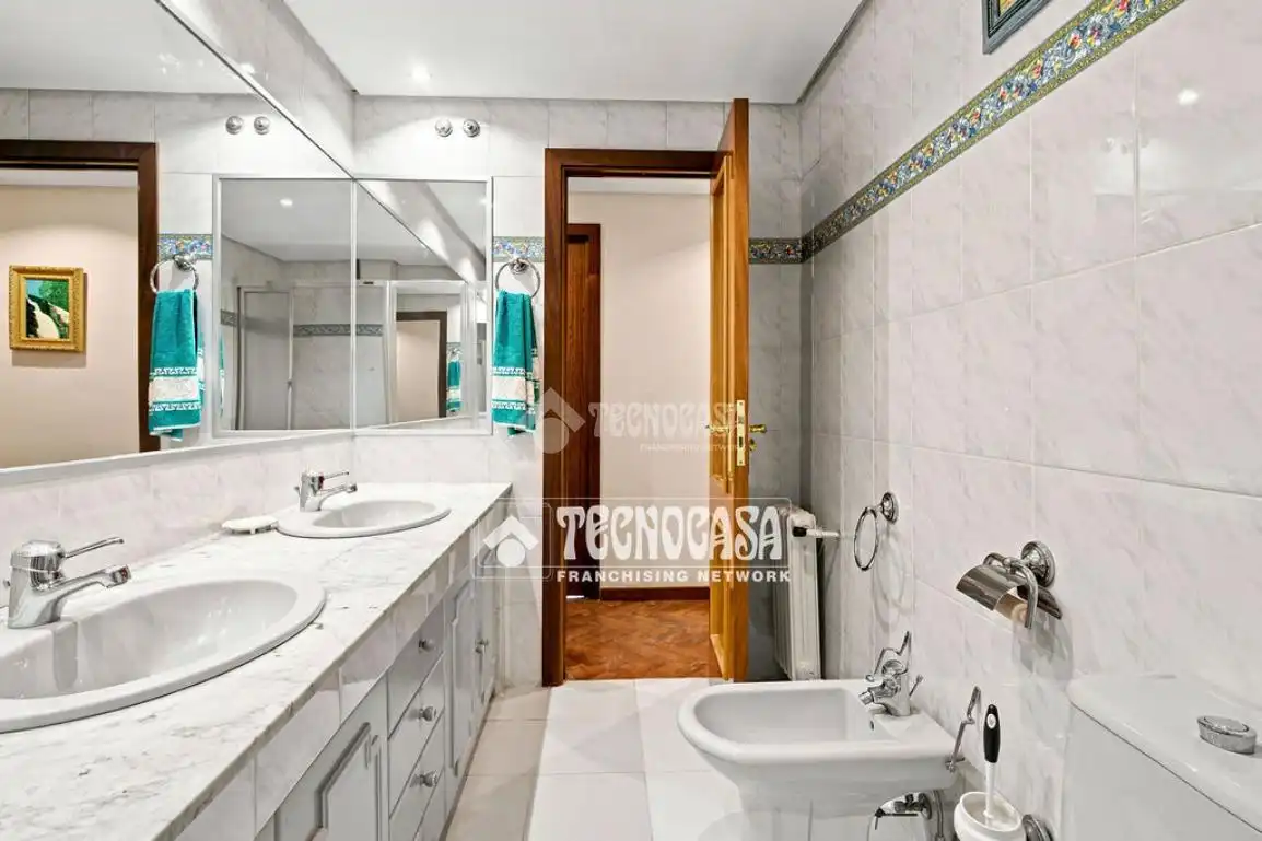 Piso con ascensor en venta en Ciudad Lineal, imagen 19