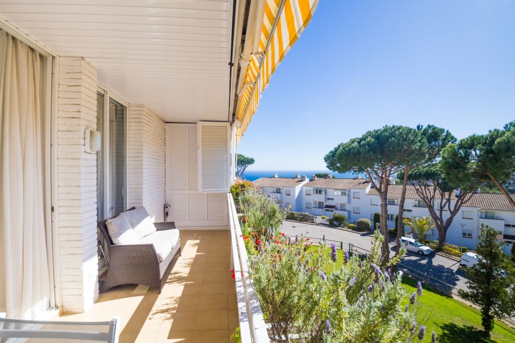 Vista exterior de Apartament en venda en Castell-Platja d'Aro amb Aire condicionat, Moblat i Forn