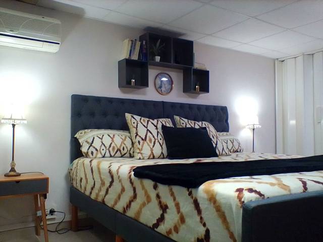 Local comercial en Venta en BENARABE, 5 en Parque Geólogo José Royo Gómez