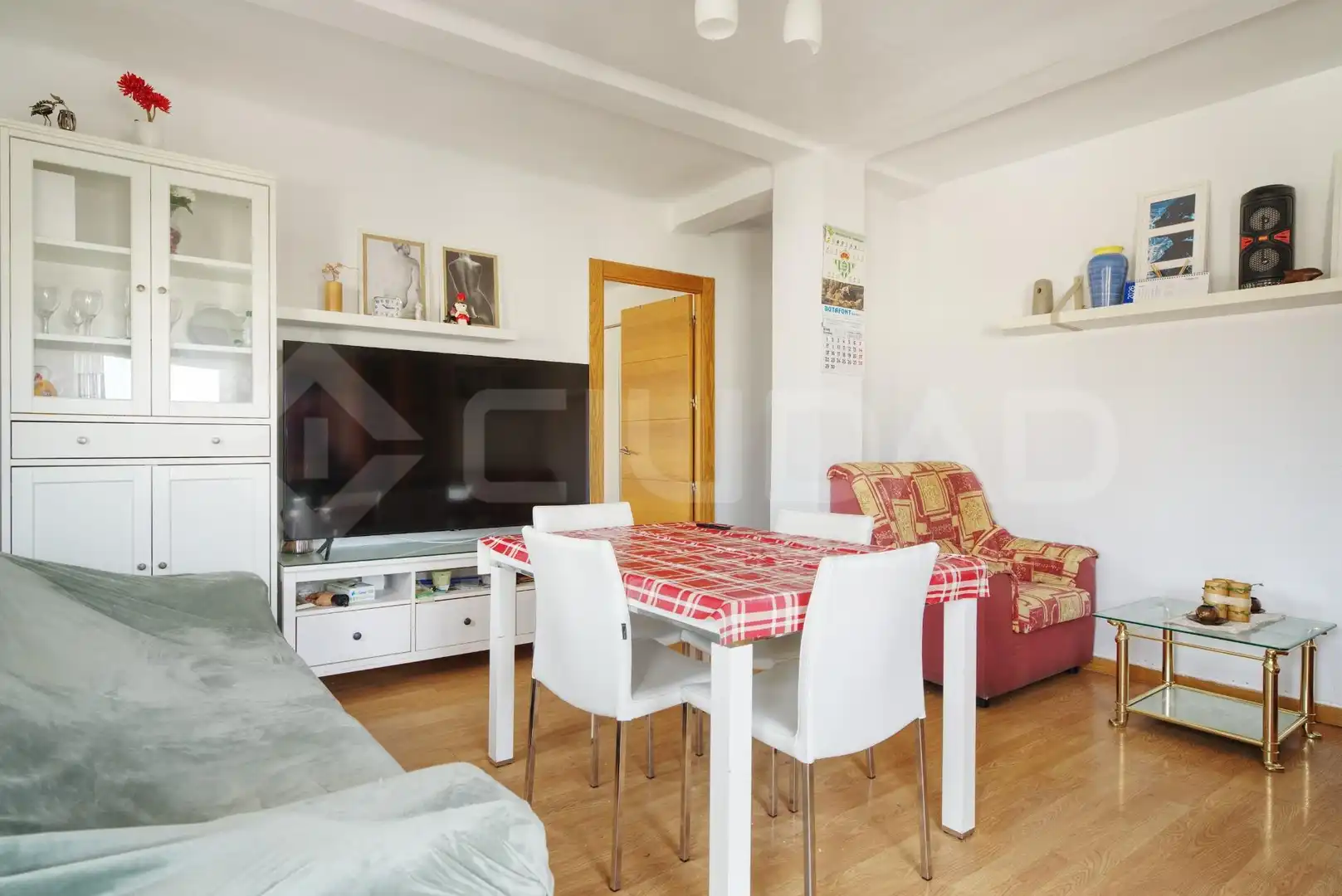 Sala d'estar de Pis en venda en San Juan de Aznalfarache amb Terrassa