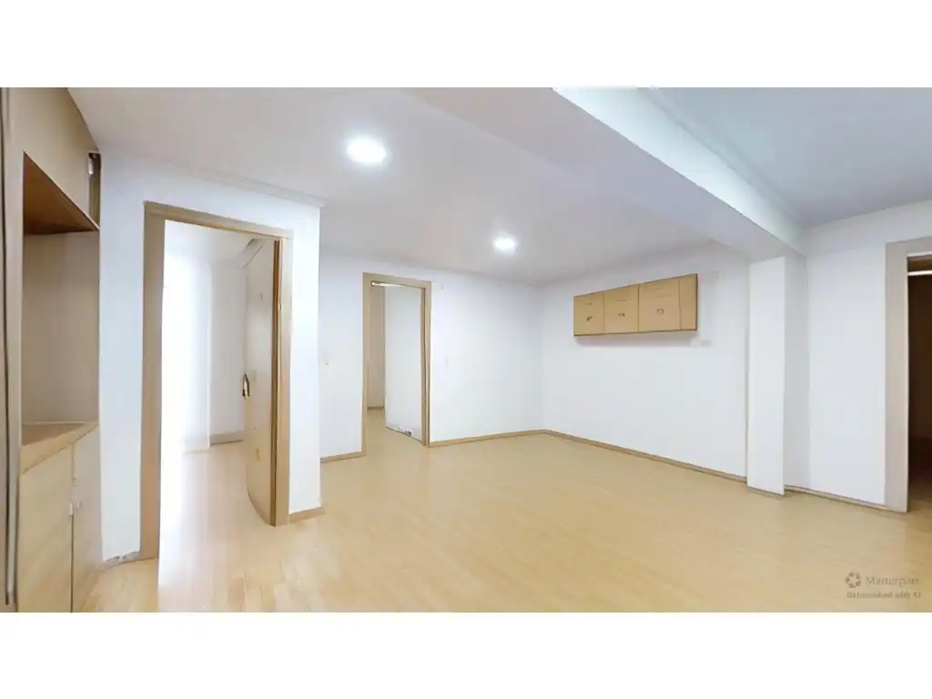 Wohnung zum Verkauf in Mislata mit Klimaanlage, Ofen und Balkon