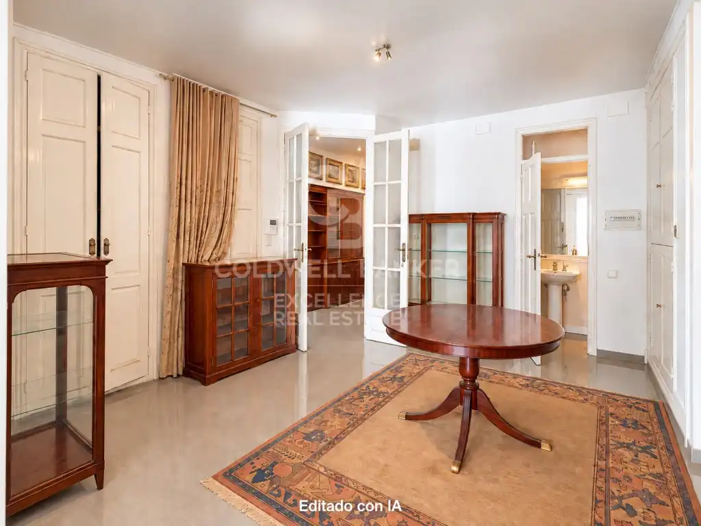 Dining room of Flat for sale in Ciutat Vella 