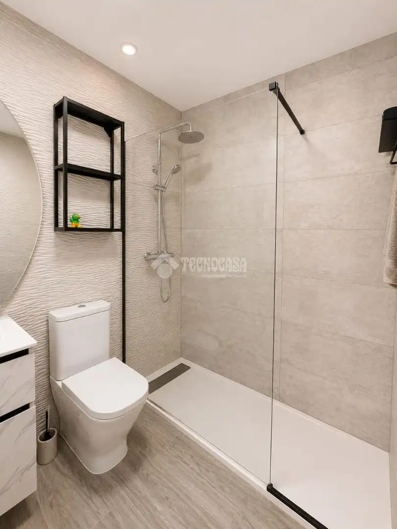 Baño de Piso en venta en Illescas con Aire acondicionado, Calefacción y Trastero