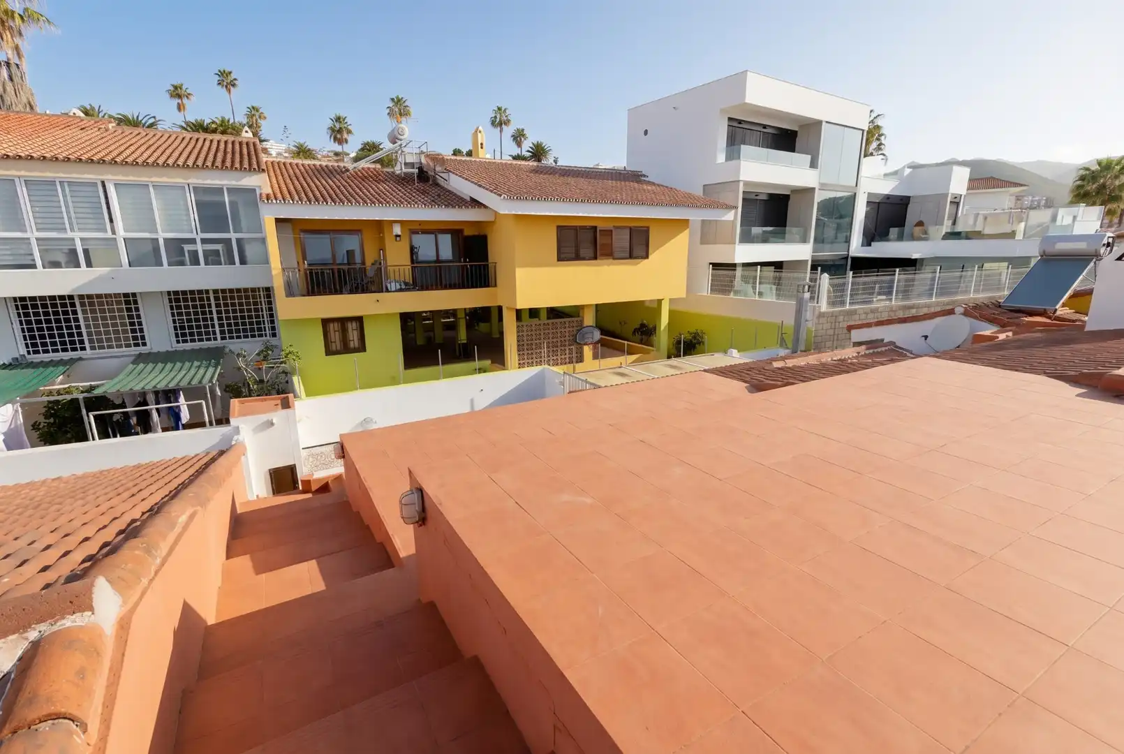 Vista exterior de Casa adosada en venta en Santa Cruz de Tenerife con Terraza, Trastero y Piscina