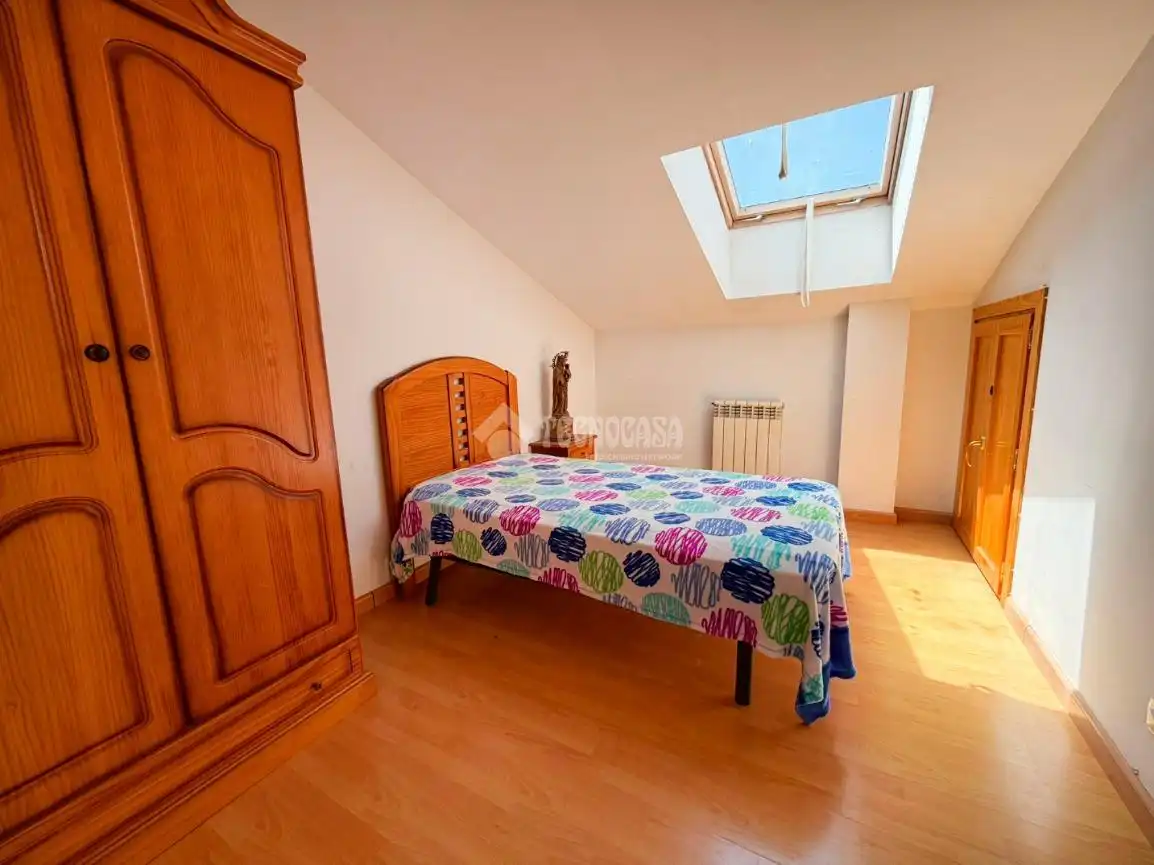 Bedroom of Flat for sale in Sobradiel  with Air Conditioner, Heating and Balcony
