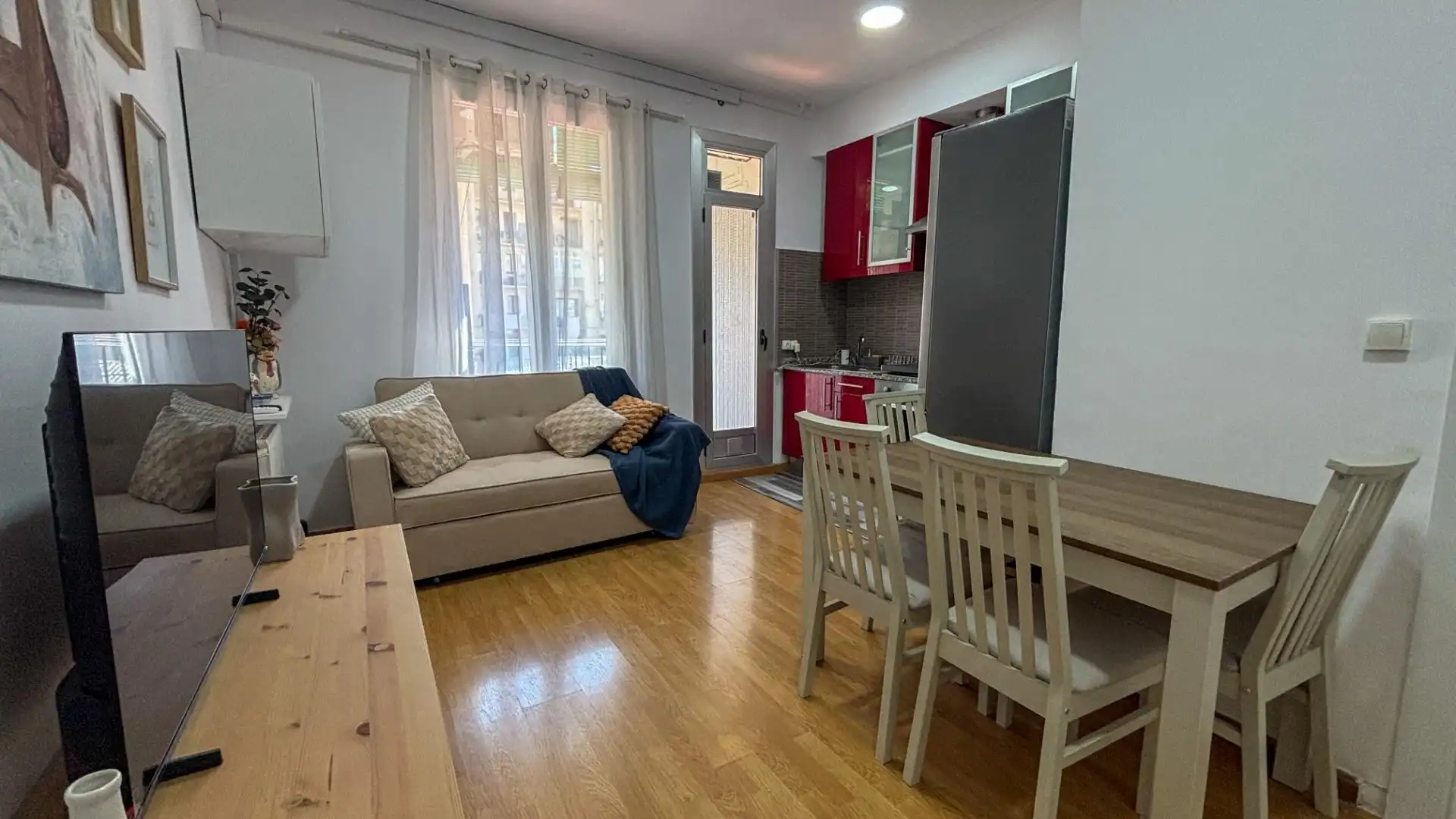 Piso con terraza en venta en Calle MARINA, imagen 12