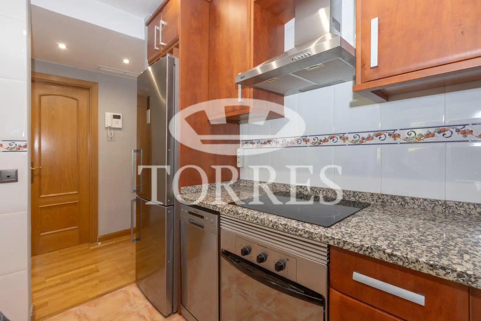 Cocina de Piso en venta en Málaga con Aire acondicionado, Parquet y Piscina comunitaria