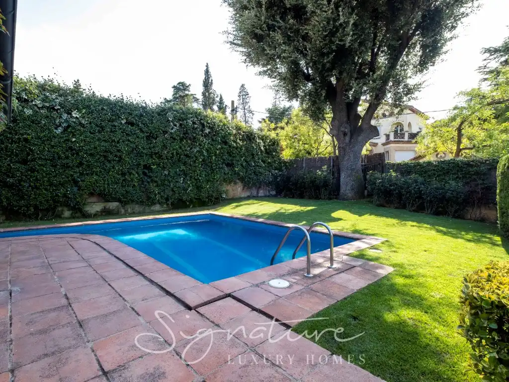 Piscina de Casa o chalet de alquiler en Sant Cugat del Vallès con Aire acondicionado, Jardín privado y Terraza