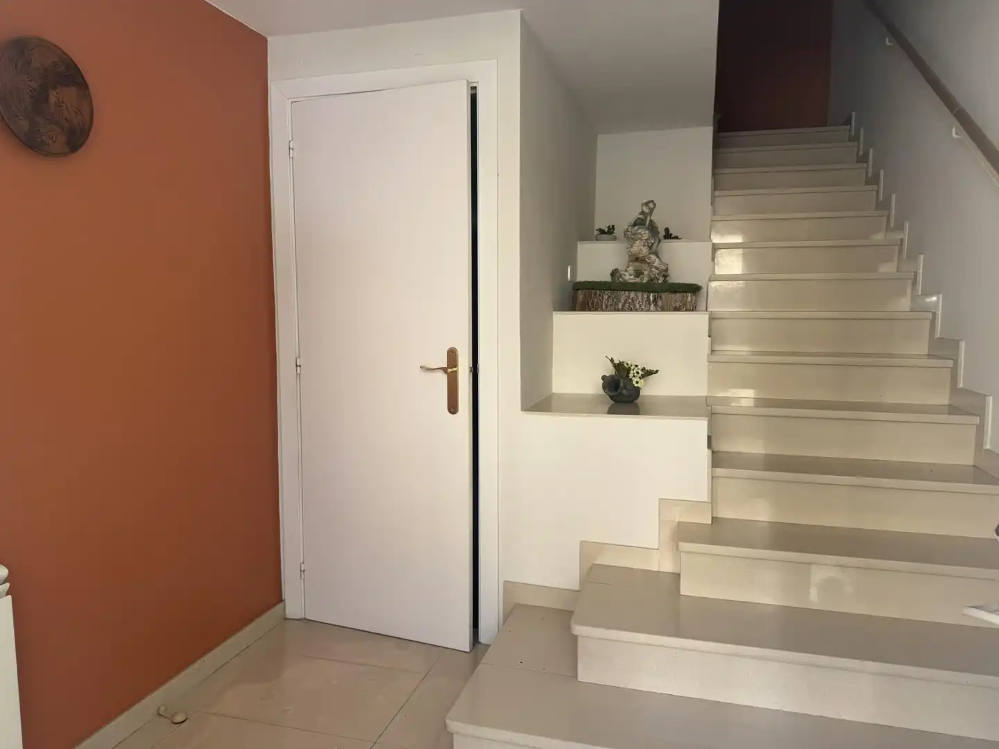 Einfamilien-Reihenhaus zum Verkauf in Guissona mit Heizung, Privatgarten und Ofen