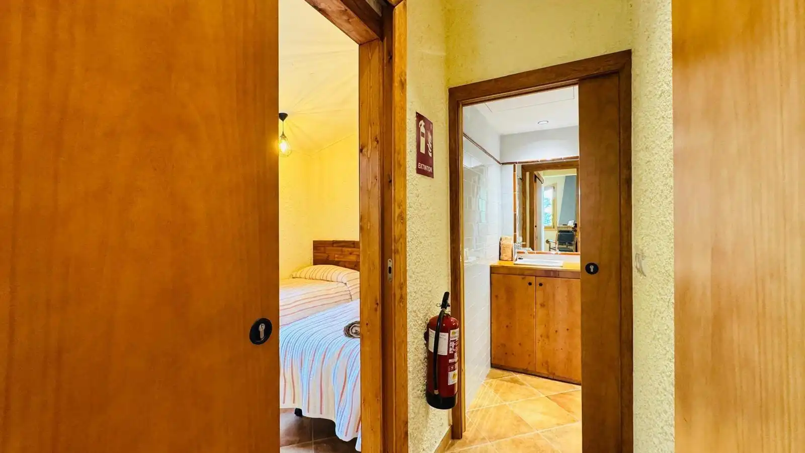 Bedroom of Houses for rent in Sant Martí Sarroca  with Private garden, Terrace and Swimming Pool