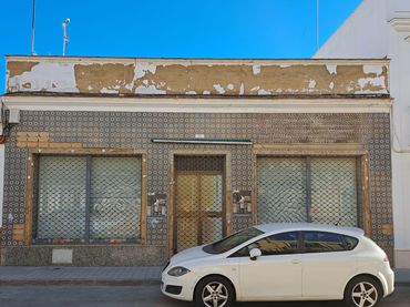 Business premises for sale in Calle Ramón y Cajal