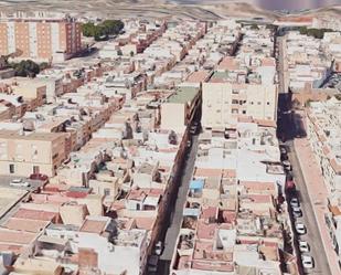 Vista exterior de Pis en venda en  Almería Capital