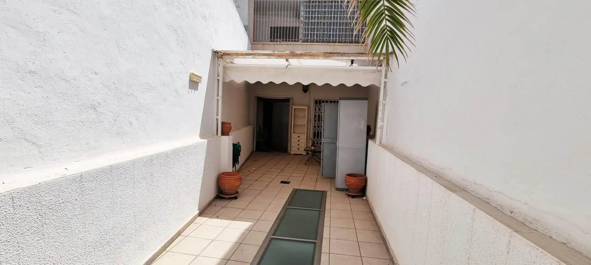 Außenansicht von Wohnung zur Miete in Elche / Elx mit Klimaanlage, Terrasse und Möbliert