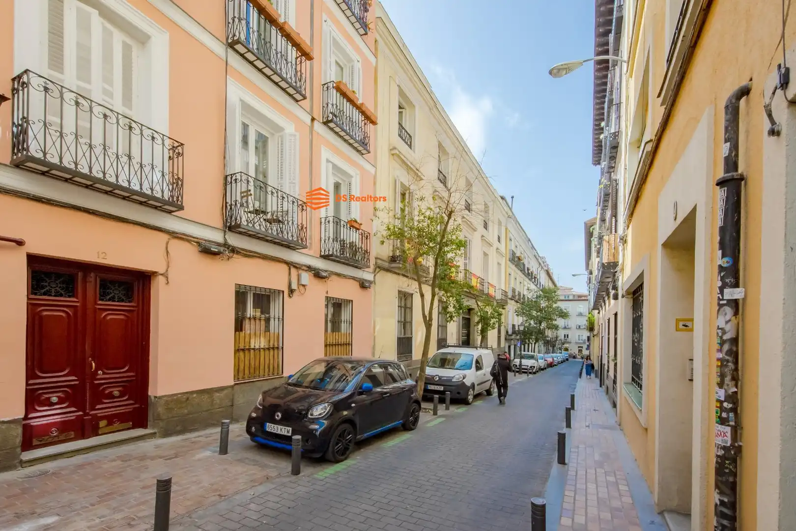 Außenansicht von Wohnung zur Miete in Madrid mit Heizung, Möbliert und Balkon