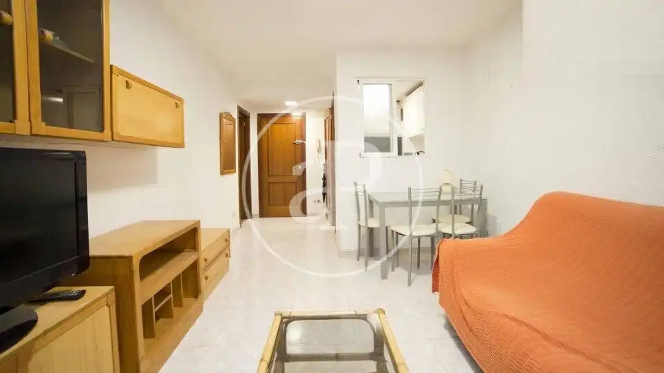 Sala d'estar de Pis de lloguer en Valencia amb Aire condicionat, Calefacció i Moblat