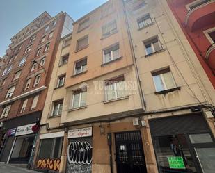 Vista exterior de Traster en venda en Bilbao 