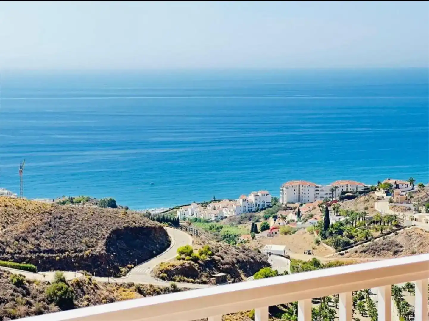 Außenansicht von Einfamilien-Reihenhaus zur Miete in Torrox mit Abstellraum, Schwimmbad und Möbliert
