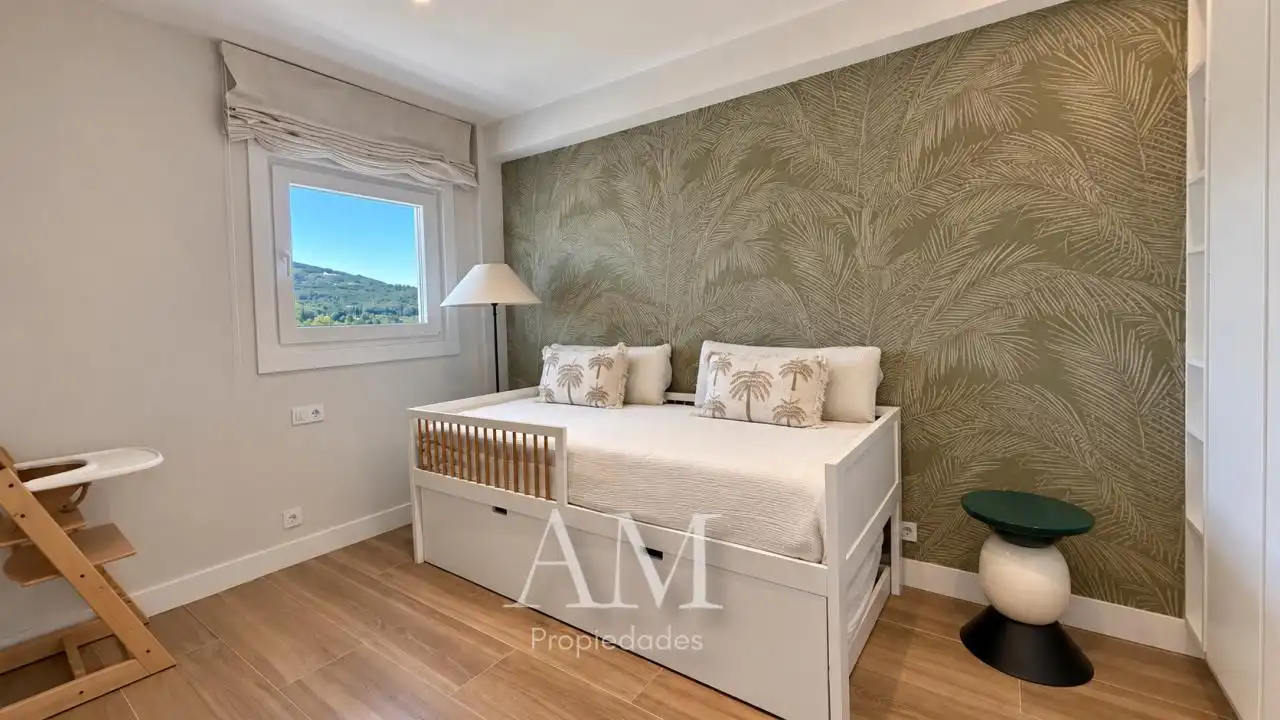 Schlafzimmer von Wohnung zum Verkauf in Vigo  mit Heizung, Terrasse und Abstellraum