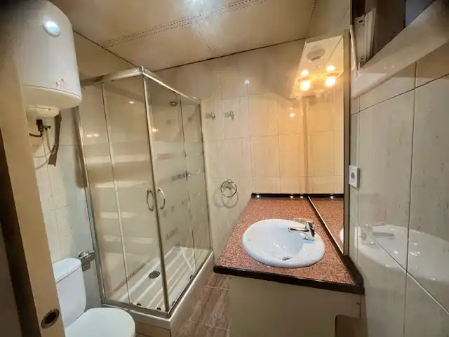 Badezimmer von Wohnung zum Verkauf in Barcelona