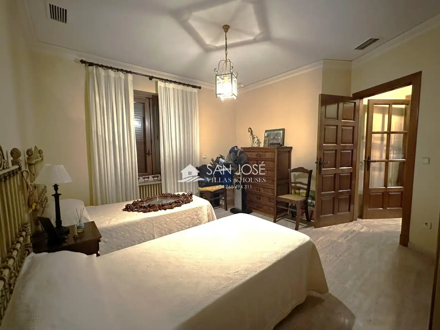 Habitación de Casa o chalet en venta en Novelda con Aire acondicionado, Calefacción y Jardín privado