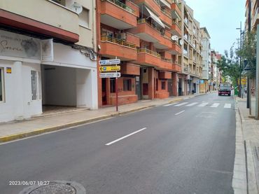 Local comercial de lloguer a Carrer Sant Vicent Ferrer 30
