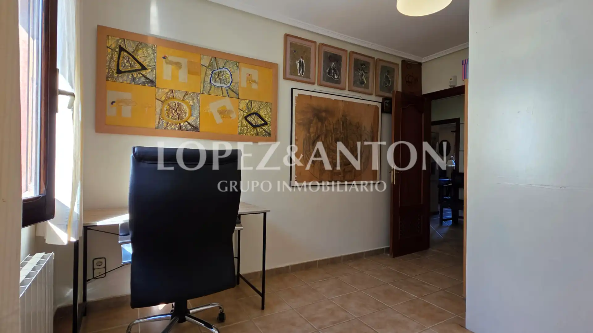 Houses for sale in L'Eliana  with Air Conditioner, Heating and Private garden