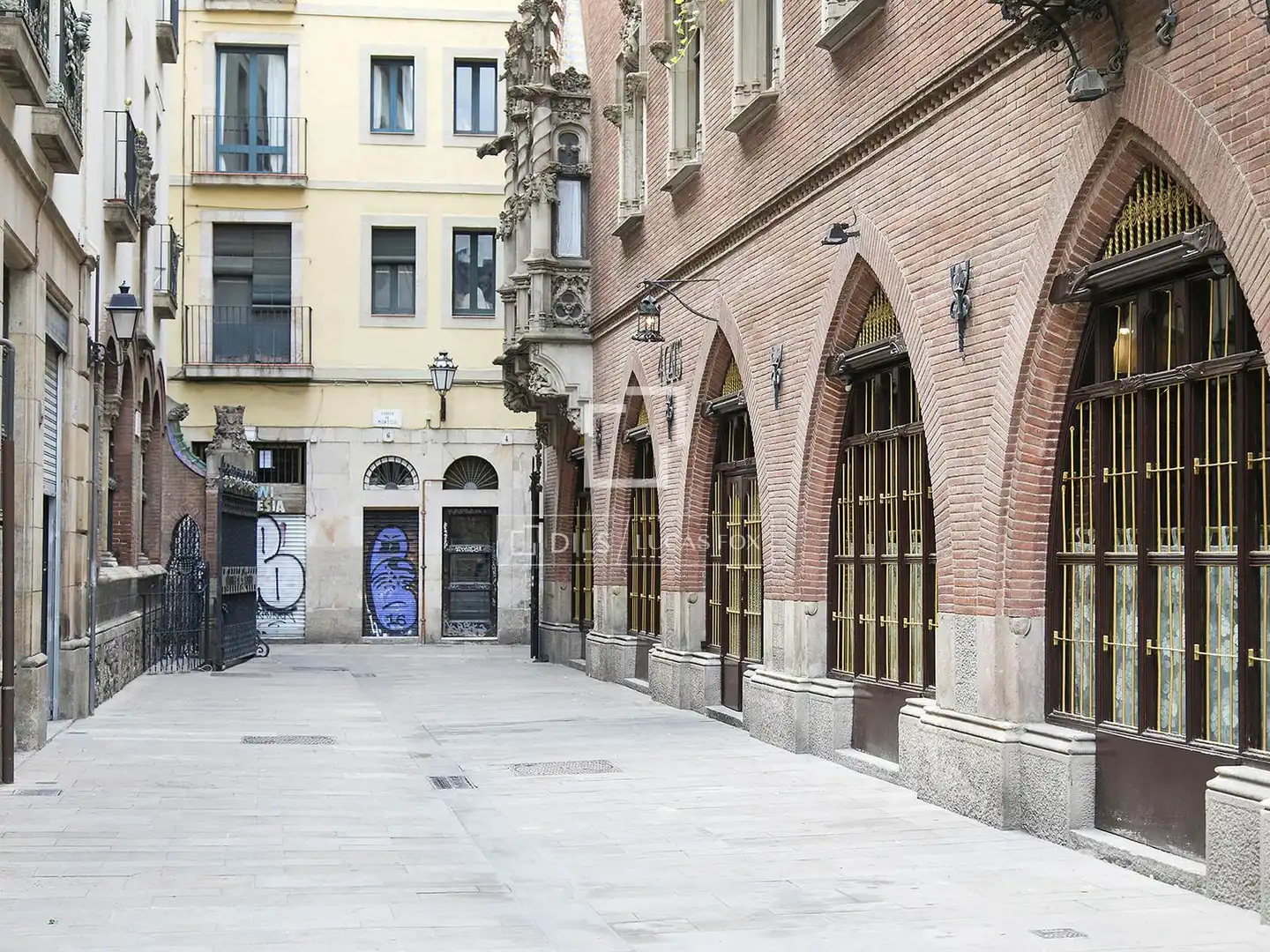 Vista exterior de Pis en venda en Barcelona amb Aire condicionat, Terrassa i Piscina