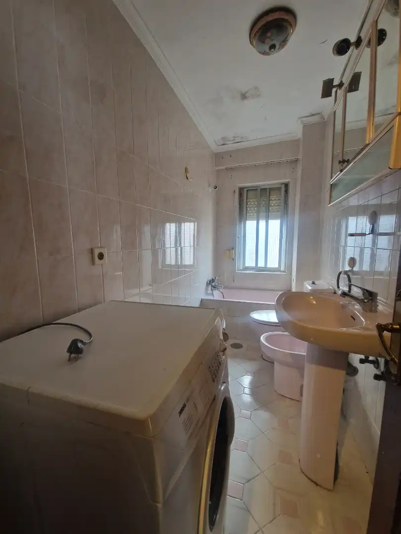 Badezimmer von Wohnung zum Verkauf in Avilés mit Heizung