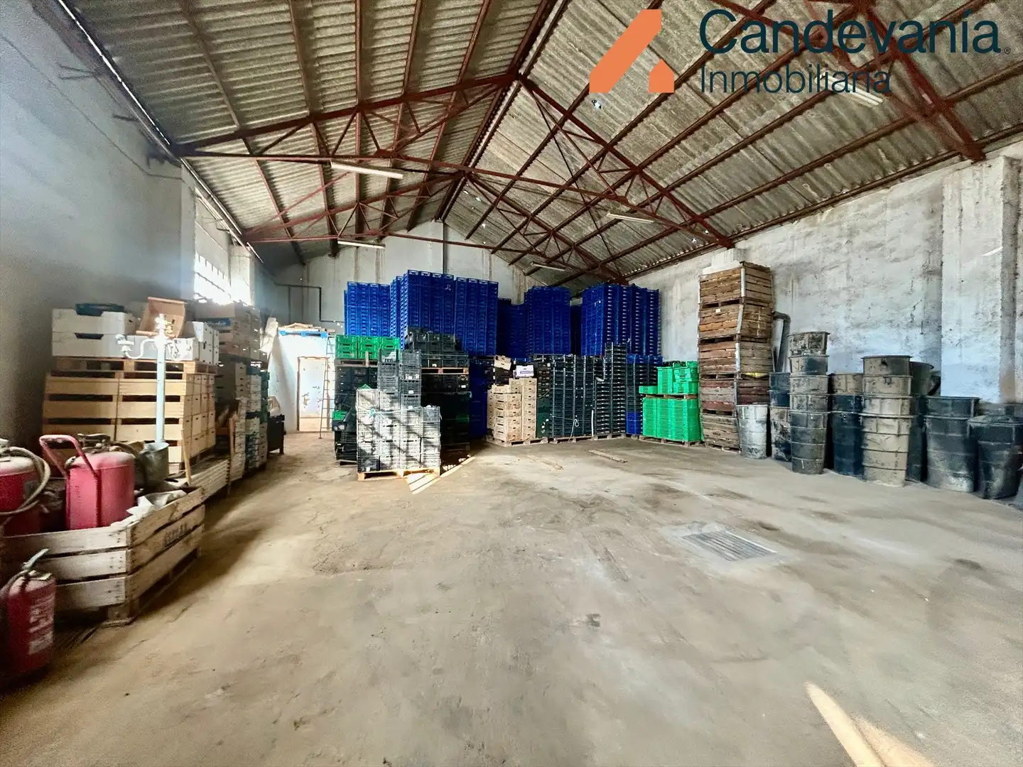 Vista exterior de Nave industrial en venta en Zuera