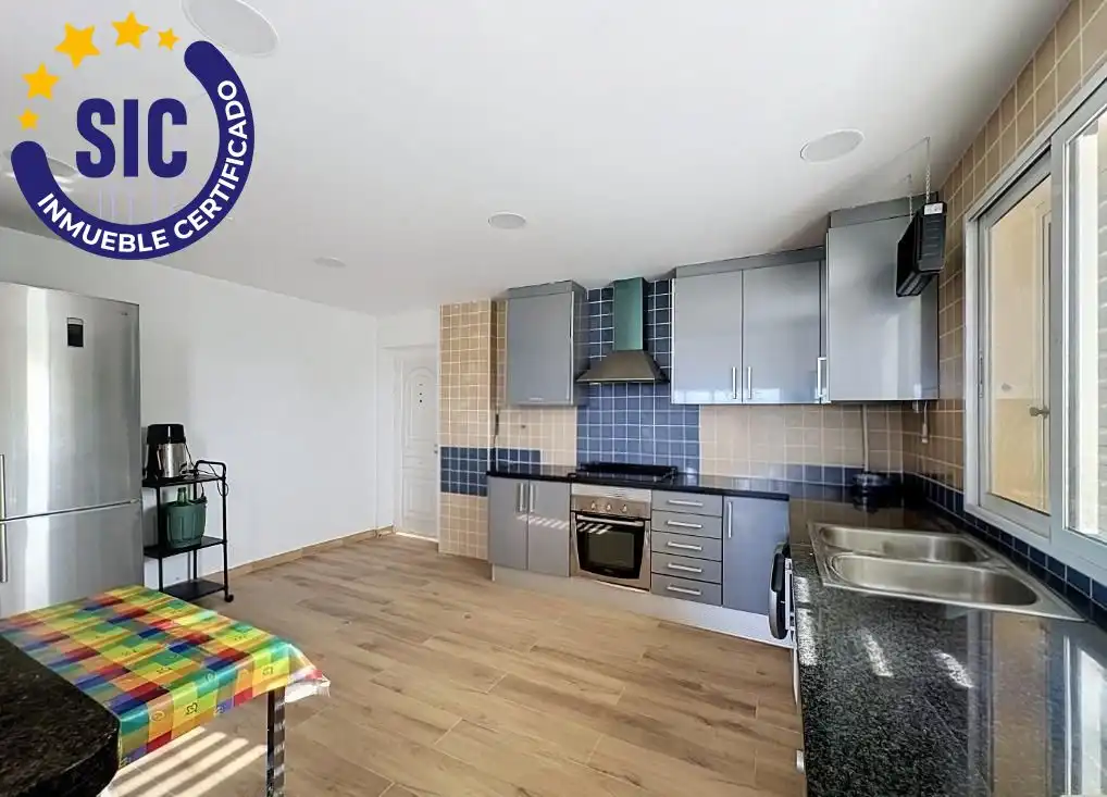 Chalet con jardín en venta en Calle JULIO ROMERO DE TORRES, imagen 8