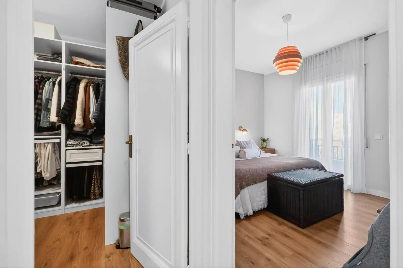 Habitación de Piso en venta en Girona con Calefacción y Balcón
