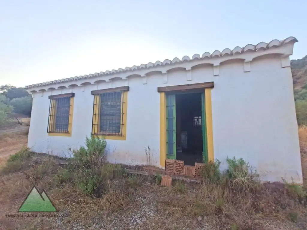 Casa rústica en venda a Calle Calvario