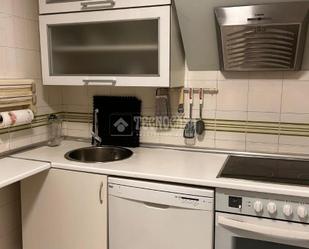 Kitchen of Flat to rent in  Madrid Capital  with Air Conditioner, Heating and Terrace