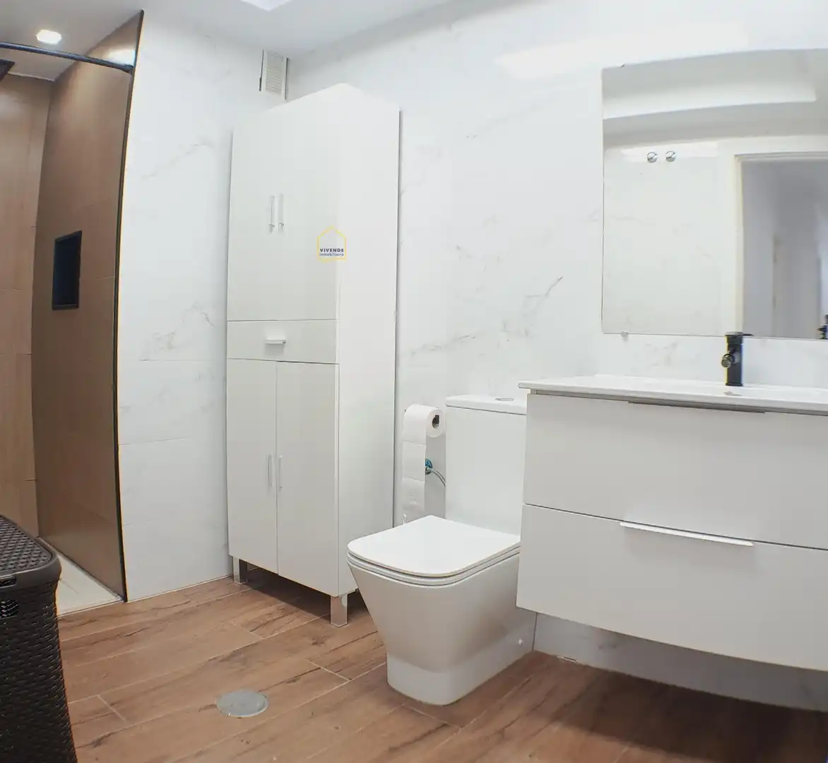 Bathroom of Flat for sale in Lorca  with Air Conditioner, Storage room and Balcony
